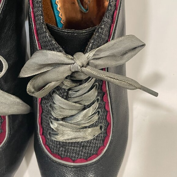 POETIC LICENCE LONDON "Backlash" Heeled Oxford Black/Burgundy 9/9.5 - Picture 3 of 13